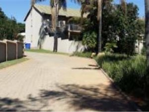 2 Bed Apartment in Moreleta Park