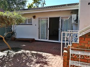 3 Bed House in Manor Gardens