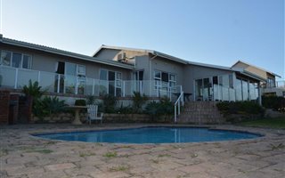4 Bedroom House in Manaba
