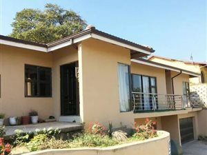 6 Bed House in St Winifreds