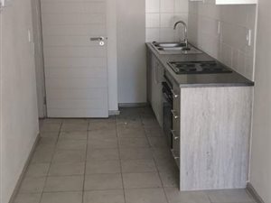 2 Bed Apartment in Hennopspark