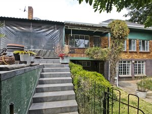 3 Bedroom House in Bramley