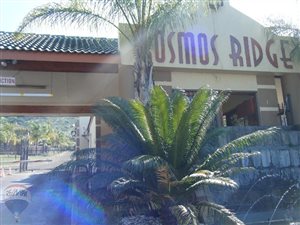 690 m² Land available in Kosmos Ridge