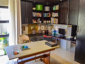 3 Bed House in Leeuwenhof Estate