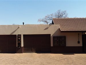 4 Bed House in Edelweiss