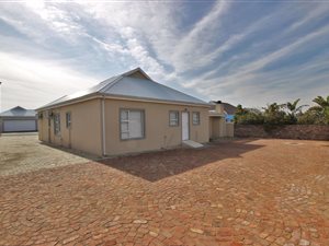 3 Bed House in Oudtshoorn