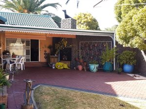 4 Bed House in Sunset Park