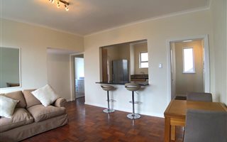 2 Bedroom Apartment in Kenilworth Upper