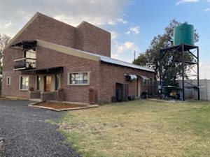 15.6 ha Farm in Kroondal