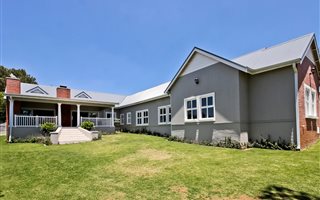 4 Bedroom House in Modderfontein