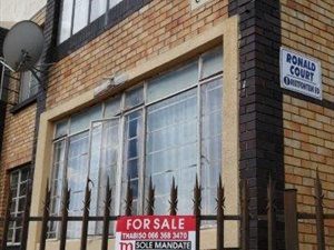1.5 Bed Flat in Primrose