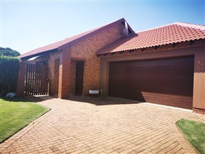 3 Bed Townhouse in Willow Park Manor