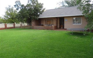 3 Bedroom House in Cassandra