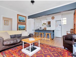 2 Bed Apartment in Parktown North