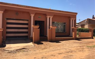 3 Bedroom House in Ikageng