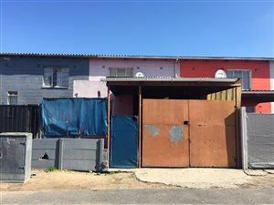 3 Bed House in Elsies River Industrial