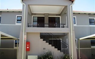 3 Bedroom Apartment in Barbeque Downs