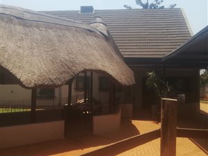 203201 ha Farm in Heatherdale