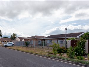 3 Bedroom House in Retreat