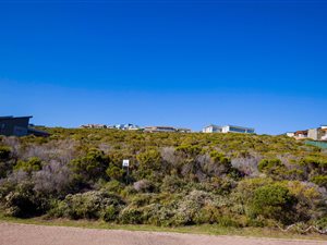 2908 m² Land available in Oubaai and surrounds
