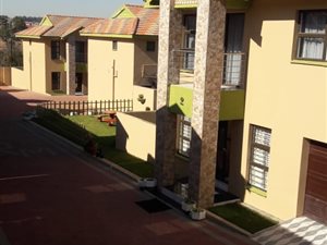 3 Bed House in Lennoxton