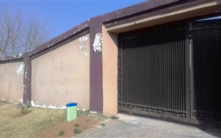 3 Bedroom House in South Hills