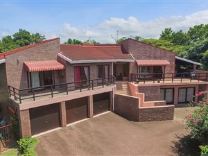 4 Bedroom House in Shelly Beach