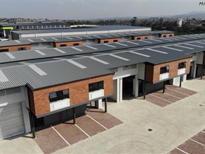 180 m² Industrial space in Cornubia