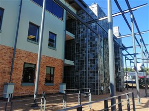 437 m² Office Space in Midridge Park