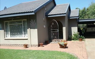 3 Bedroom House in Vanderbijlpark SW