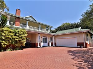 4 Bed House in Mount Edgecombe Country Club Estate 2