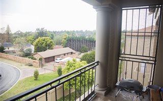 1 Bedroom Apartment in Weltevreden Park