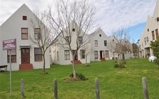 2 Bedroom Townhouse in La Colline