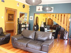 5 Bed House in Kensington