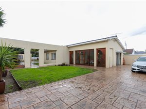 3 Bed House in Kenwyn