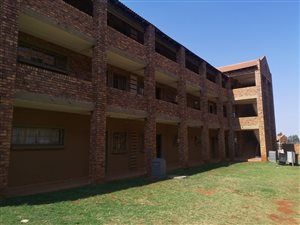 2 Bed Apartment in Clarina