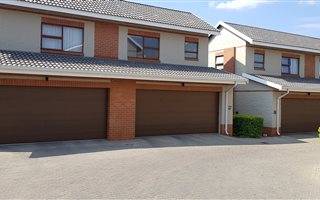 3 Bedroom Apartment in Country View Estate