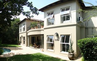 4 Bedroom House in Dainfern Valley