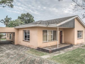 3 Bed House in Rowallan Park and surrounds