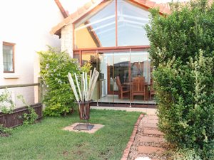 3 Bed Townhouse in The Coves