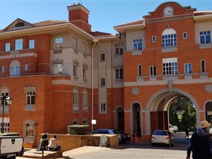 63.3300018310547 m² Office Space in Houghton Estate