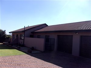 3 Bed House in Roodebult