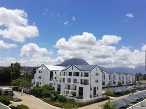2 Bed Apartment in De Velde