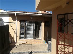 1 Bed Garden Cottage in Risecliff