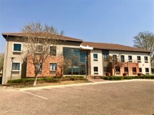 222 m² Office Space in Hazeldean (Silverlakes Surroundings)