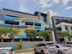 513 m² Commercial space in Menlyn
