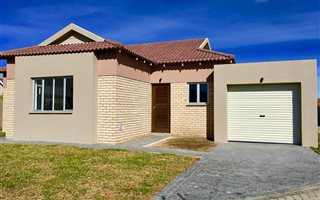 3 Bedroom House in Pacaltsdorp