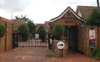 4 Bedroom Duplex in Brummeria