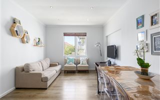 2 Bedroom Apartment in Green Point