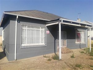 Commercial space in Springs Central